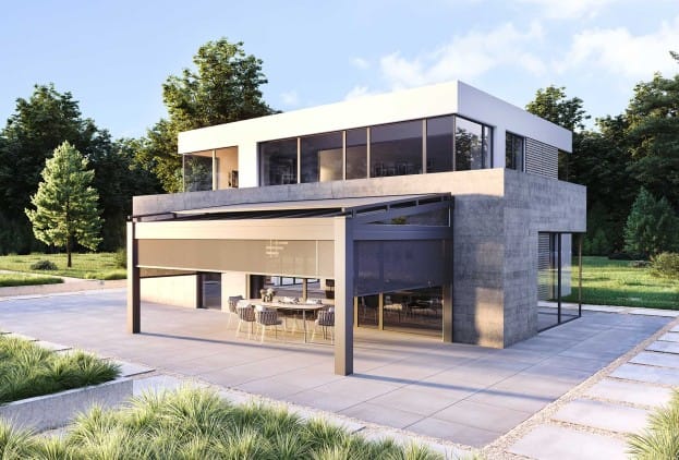Aluminium-Terrassenüberdachung mit Glasdach und Senkrechtbeschattung an einem modernen Flachdachhaus